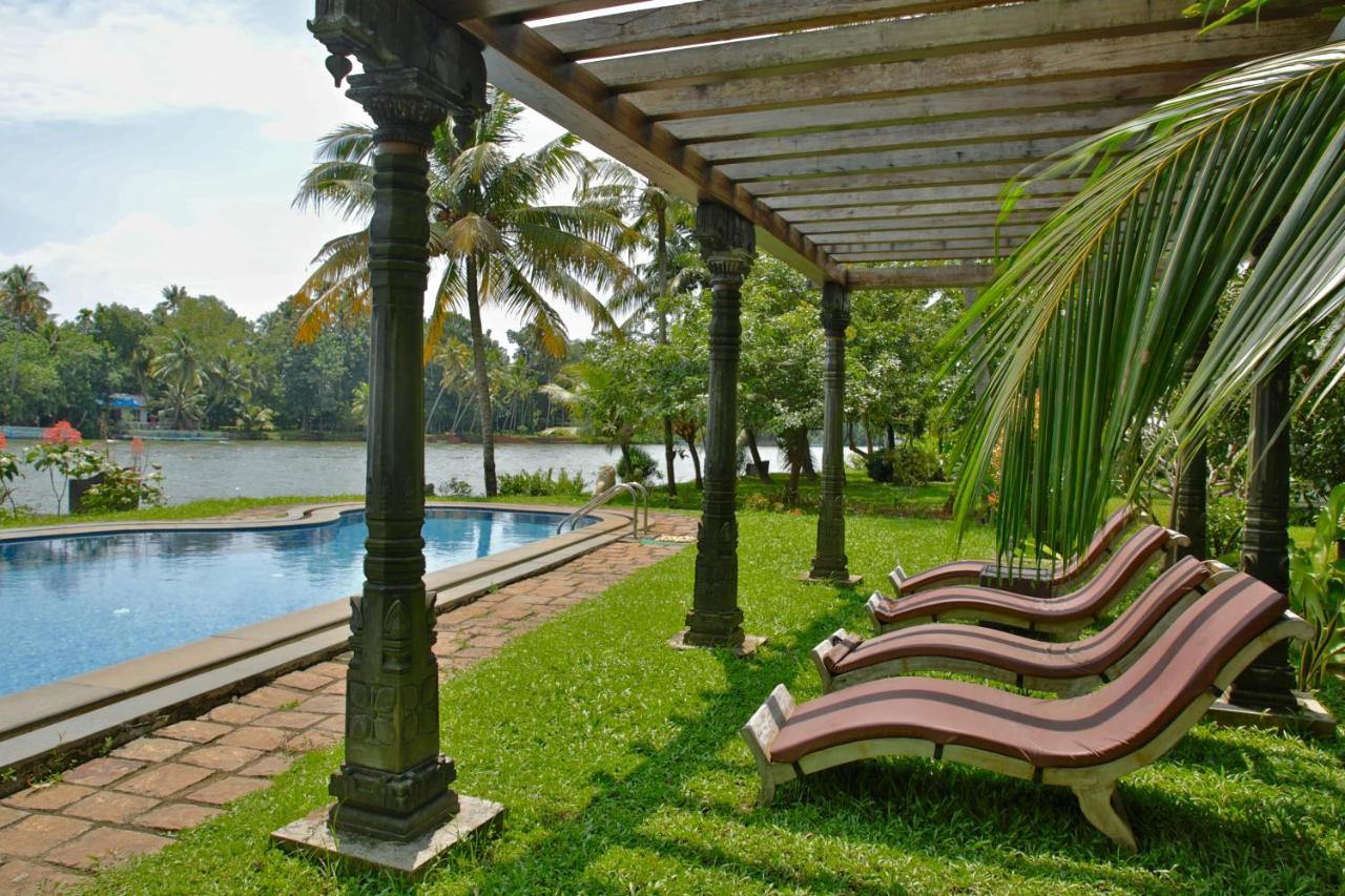 Вилла Madilina House North Paravur Экстерьер фото
