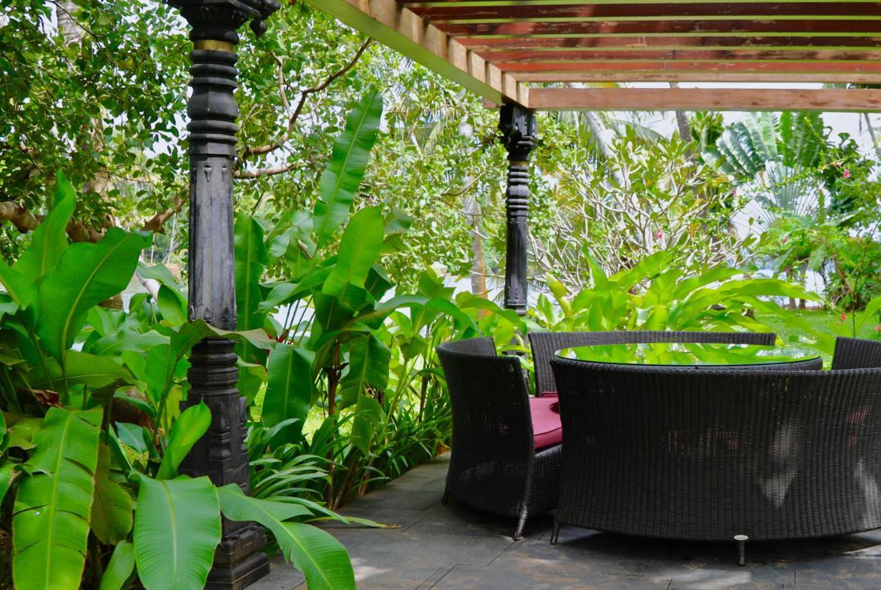 Вилла Madilina House North Paravur Экстерьер фото