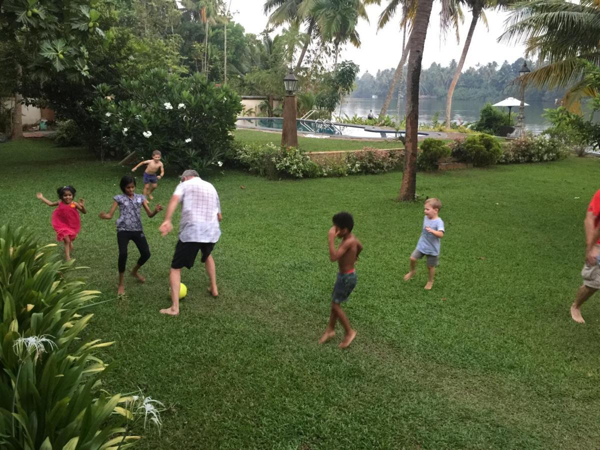 Вилла Madilina House North Paravur Экстерьер фото